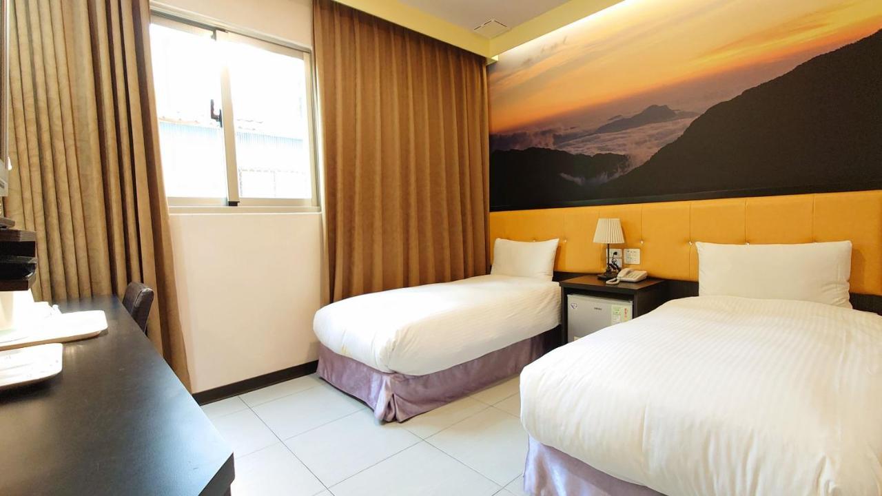 Dongdaemun Boutique Hotel เมืองฮวาเหลียน ภายนอก รูปภาพ